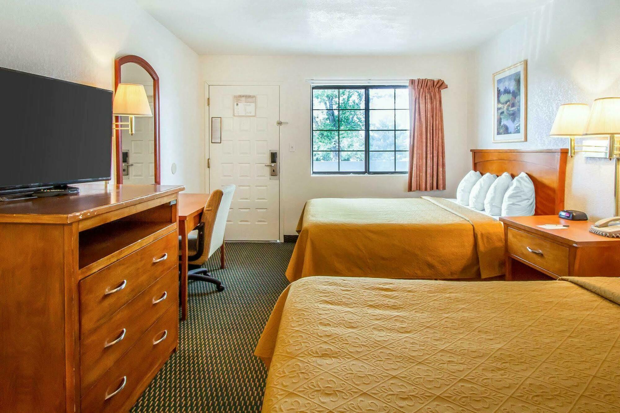 Quality Inn Flagstaff East I-40 Eksteriør bilde